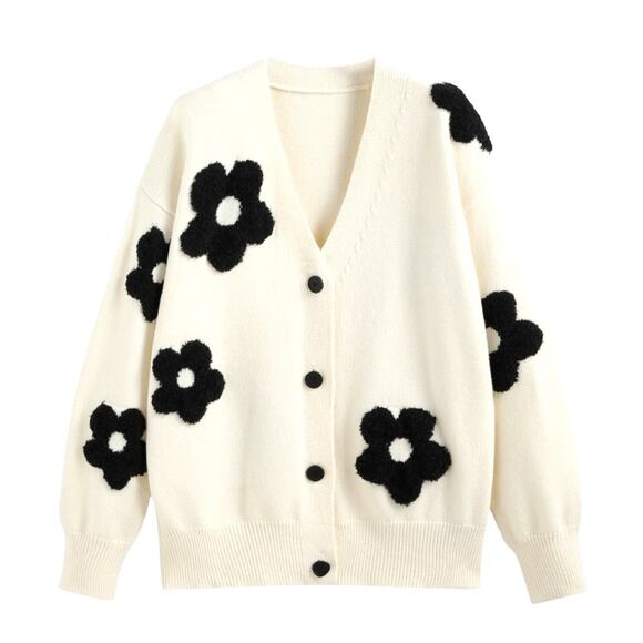 Oversized Cream Floral Grandma Cardigan - Picture 2 of 9